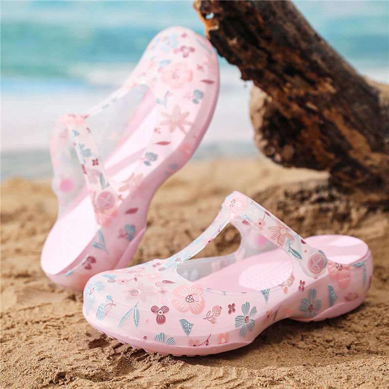 P 2024 Zapatos con agujeros para mujer, suela gruesa de verano, zapatos de gelatina, pies antiolor, pantuflas Tutou para uso externo, zapatos de playa transpirables de dos usos 