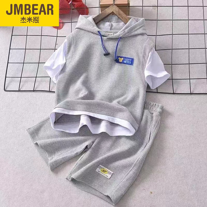 P Jamie bear children&#039;s waffle suit summer new boy hooded casual short sleeve big boy short T shorts.