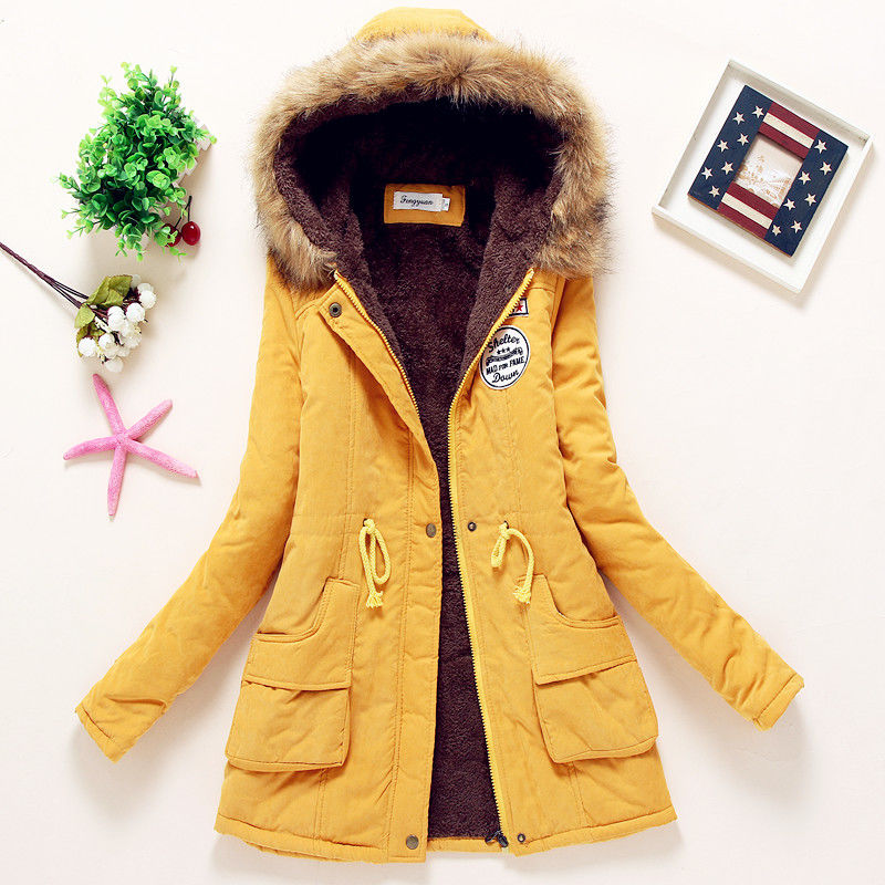 A autumn and winter new Korean version of medium and long women's cotton-padded clothes, plush collar, slim fit, thickened large size coat top