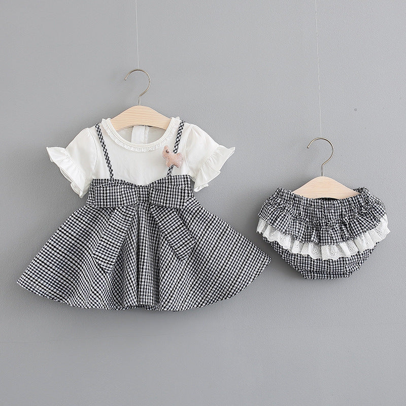 A294 exporting children&#039;s wear wholesale summer new girls&#039; stitching shirts with shorts two-piece suit 0-4 years old. 0.18