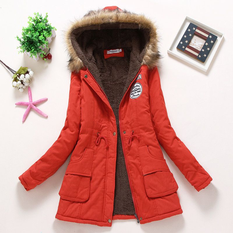 A autumn and winter new Korean version of medium and long women's cotton-padded clothes, plush collar, slim fit, thickened large size coat top