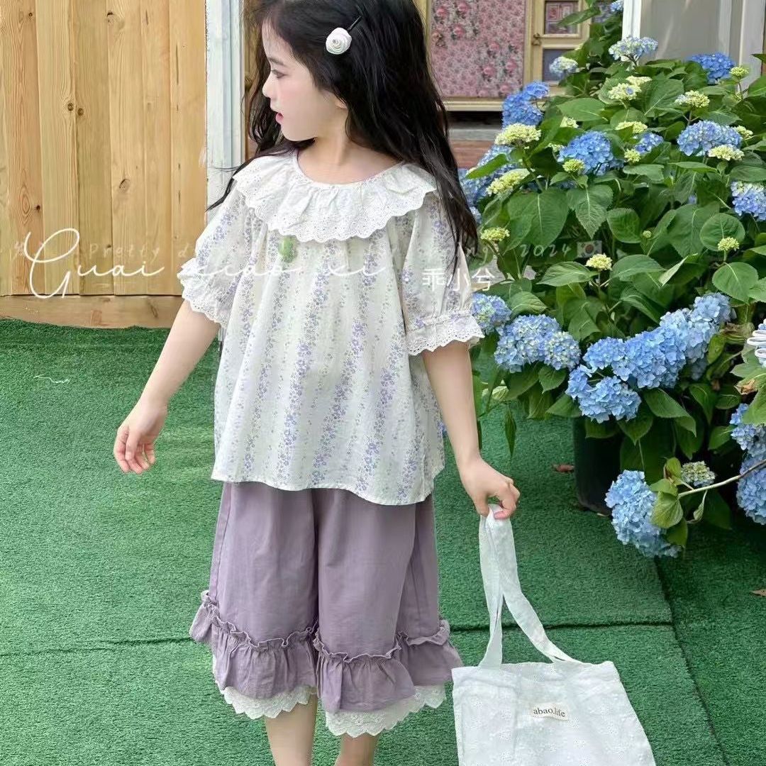 Camisas de muñeca para niñas P y ropa de verano 24 nuevos trajes de moda para niños El traje de verano de dos piezas para bebés es extranjero y dulce. 