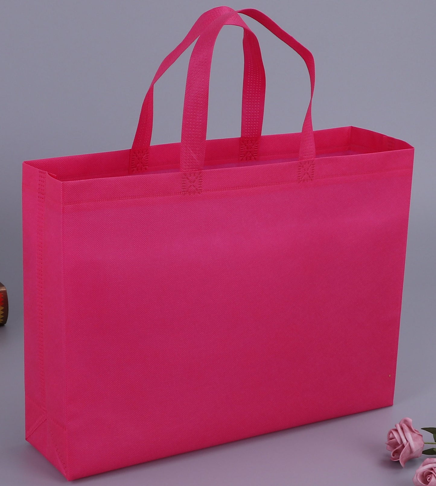 A Non-woven bag custom spot blank thickened takeaway packing bag shoe shopping tote bag packaging bag wholesale MOQ: 200PIECE