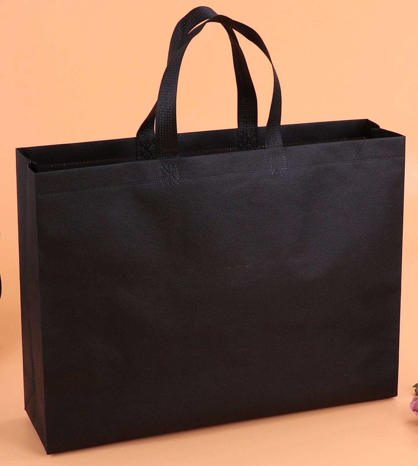 A Non-woven bag custom spot blank thickened takeaway packing bag shoe shopping tote bag packaging bag wholesale MOQ: 200PIECE