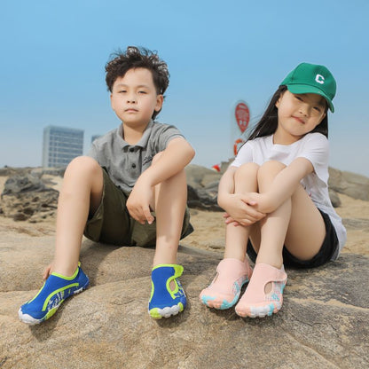 A Children's summer beach shoes, anti-cut, quick-drying mesh for swimming, breathable and comfortable sandals, outdoor sports wading