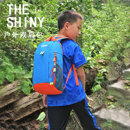 P children&#039;s outdoor spring outing backpack schoolbag men and women go out to travel leisure light primary school students make up a missed lesson backpack 215G