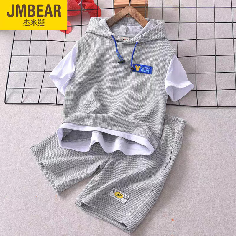 P Jamie bear children&#039;s waffle suit summer new boy hooded casual short sleeve big boy short T shorts.