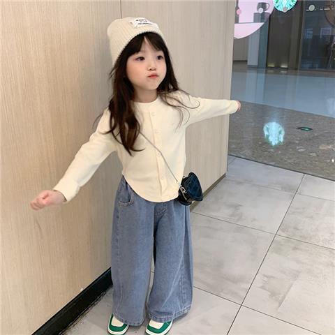 New Spring and Autumn Girls' Set Women's Treasure Korean Edition Bottom Shirt Casual Jeans Girls' Wide Leg Pants Girls' Top