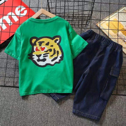 Conjunto de camiseta de tigre P para niños 2022, nuevo y atractivo conjunto de vaquero de manga corta con cabeza de tigre, edición coreana, camiseta y pantalones cortos para niños 