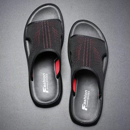 A slipper male tide summer 2024 new wear non-slip woven sandals outdoor online celebrity male drag summer sandals.