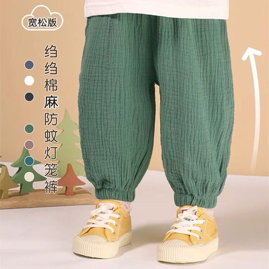 A children&#039;s summer mosquito-proof pants breathable cotton and linen thin cropped pants for boys and babies wearing loose casual bloomers.