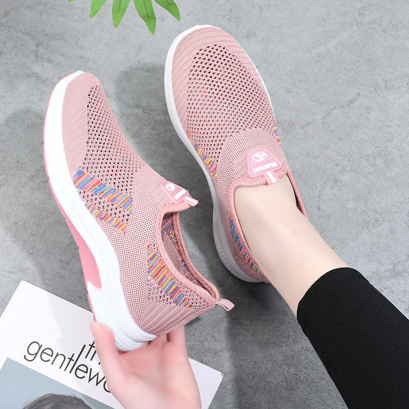 P Summer old Beijing cloth shoes for women, hollow shoes for middle-aged and elderly people, comfortable and breathable shoes for mothers, versatile casual mesh shoes