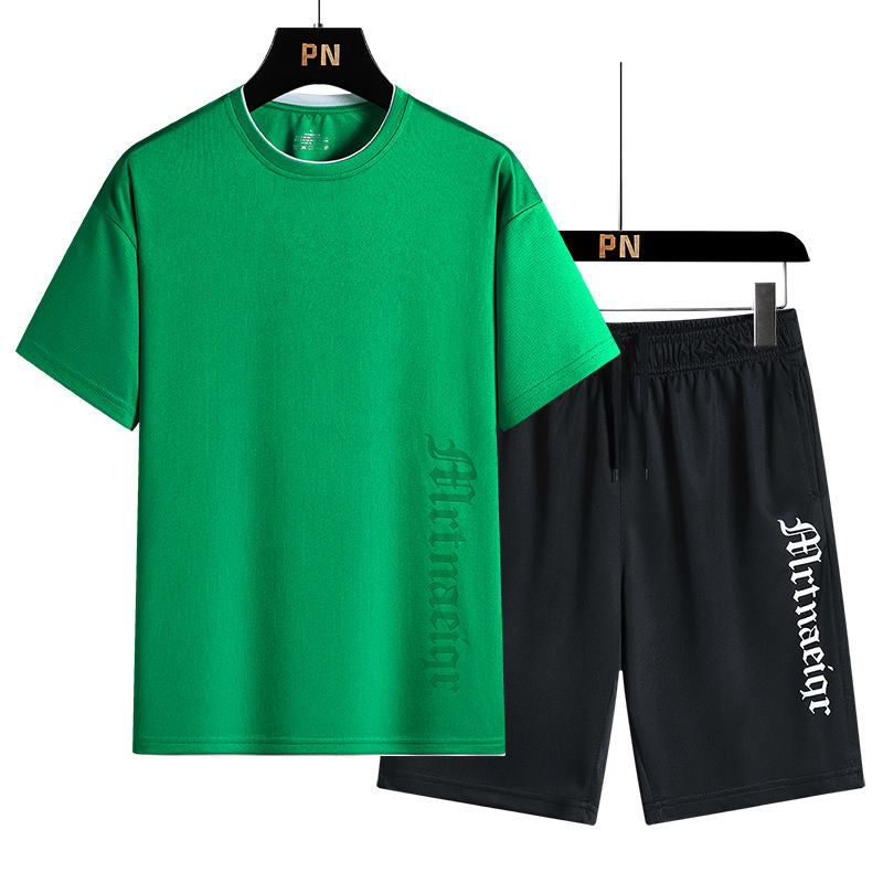 P Leisure sports T-shirt for men in summer is loose, versatile and handsome, running trend, beach pants and a set of men.