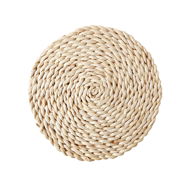 A Japanese-style home natural corn husk handmade straw plus thermal insulation tea mat table mat heat-resistant casserole mat plate cup placemat