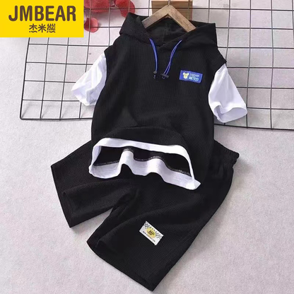 P Jamie bear children&#039;s waffle suit summer new boy hooded casual short sleeve big boy short T shorts.