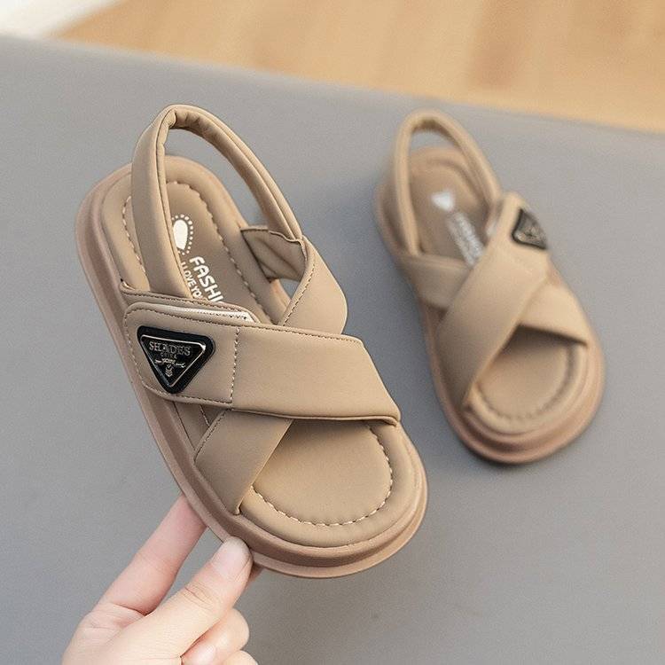 P-Pu children&#039;s shoes and girls&#039; sandals 2024 new Zhongda children&#039;s sandals summer root sandals sandals online celebrity explosions.