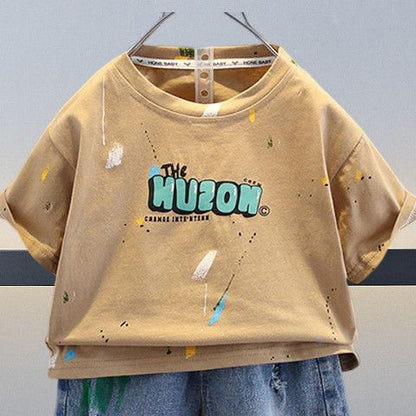 Conjunto de camiseta de manga corta para niños P, mezclilla para niños, novedad de 2024, de media manga, para bebés pequeños y medianos, tendencia de verano de cinco piezas de dos piezas 