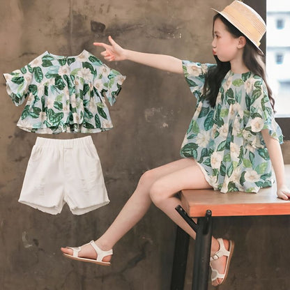 P Girls' summer clothes, new suits, foreign children's clothes, summer Internet celebrities, short-sleeved thin children's sports shorts, two-piece set