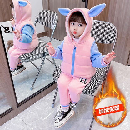 P baby girl 1 year old baby girl 3 children's clothing fleece thickened boys sweater three-piece set children's winter warm jacket set