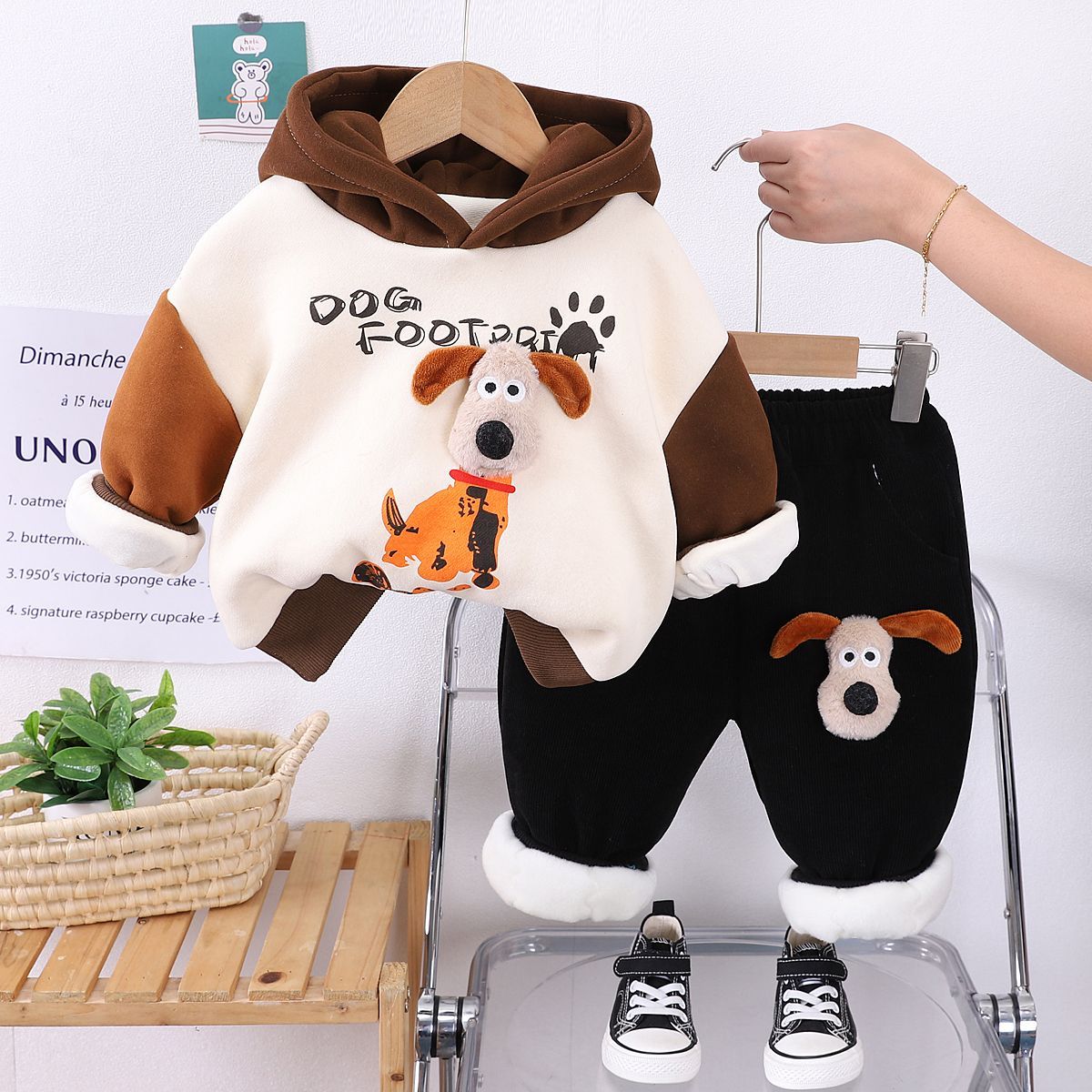 P boys autumn and winter velvet thickened three-piece set, foreign style baby children's vest boys and babies winter suit 1-3 years old 5 tide