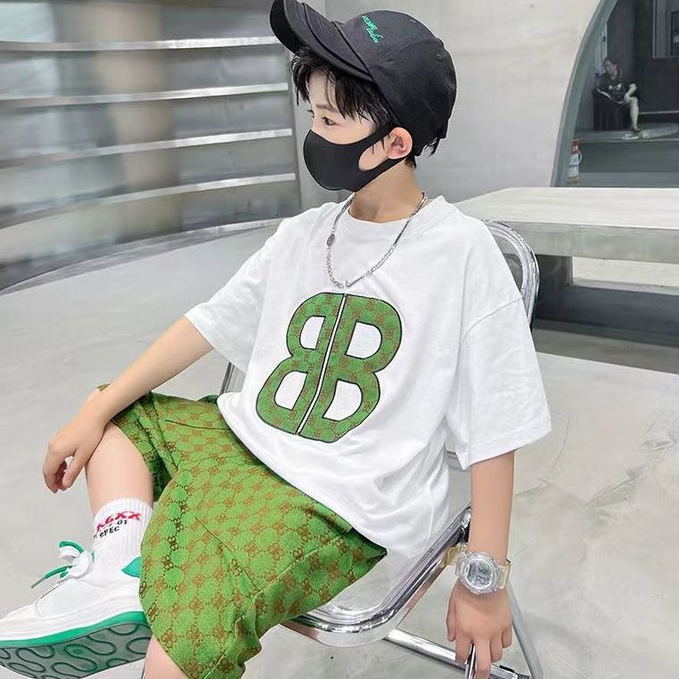 P single/suit boy summer short sleeve suit 2024 new Zhongda children boy online celebrity fashionable summer tide.