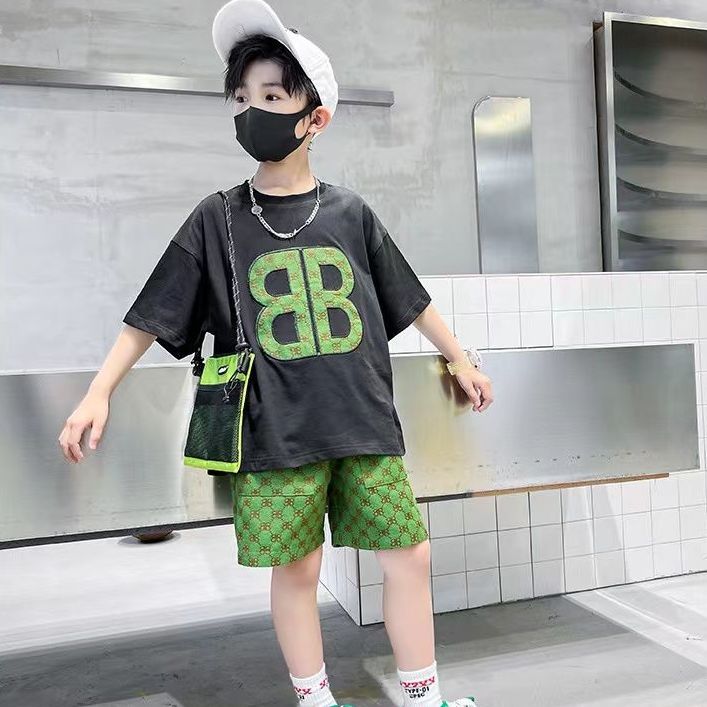 P single/suit boy summer short sleeve suit 2024 new Zhongda children boy online celebrity fashionable summer tide.