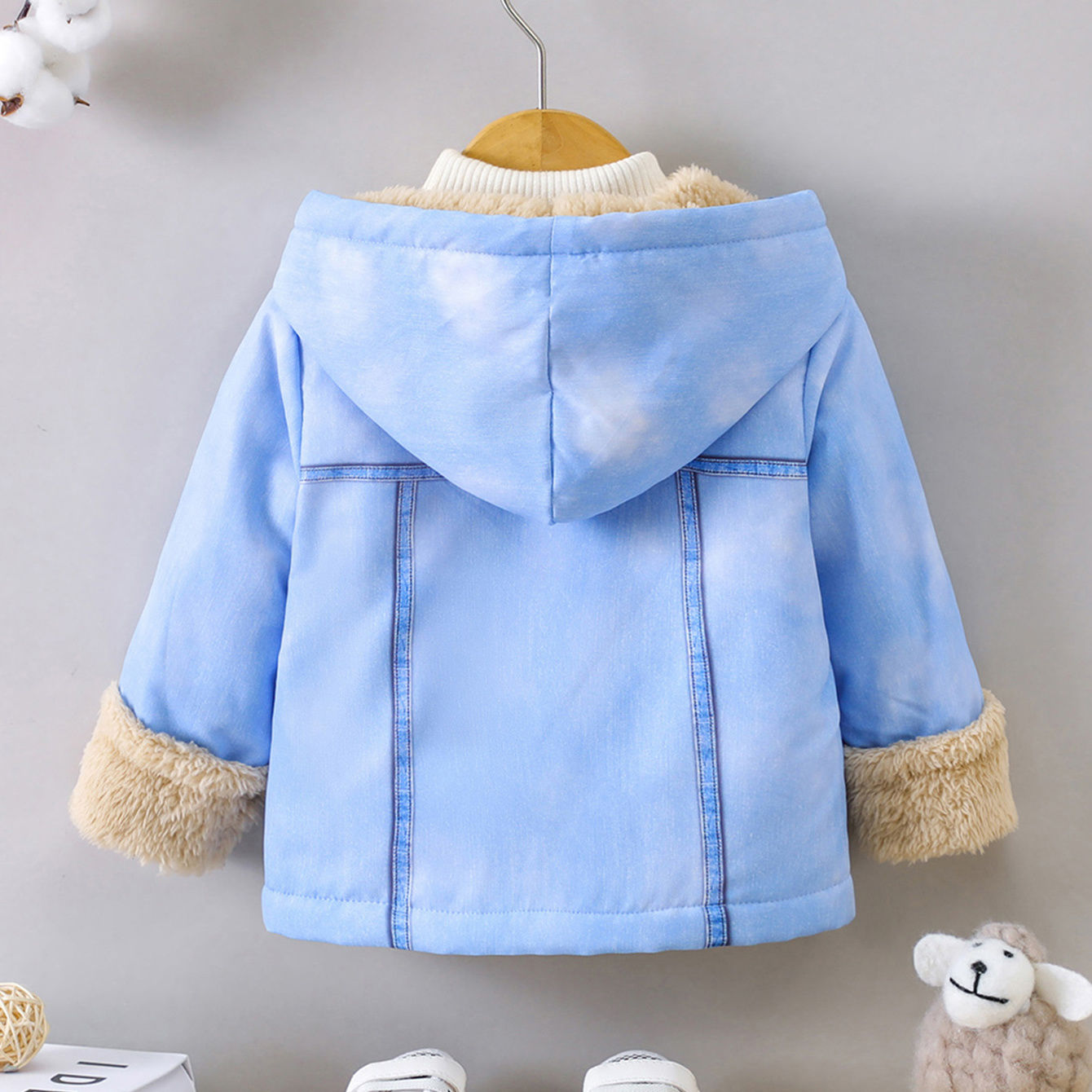 P autumn and winter children's fashion hooded velvet thickened solid color top baby winter foreign style warm coat