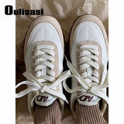 P Oulisasi Retro Forrest Gump Zapatos para mujer Hit Primavera 2024 Nuevos zapatos alemanes de entrenamiento Athleisure Muffin Daddy 