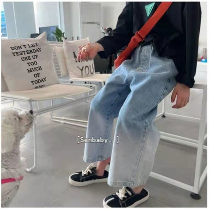 Girls' straight leg jeans for spring and autumn, new Korean version of westernized autumn clothing, children's loose casual pants, wearing long pants outside