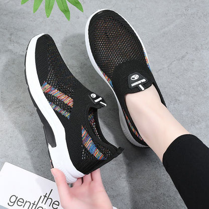 P Summer old Beijing cloth shoes for women, hollow shoes for middle-aged and elderly people, comfortable and breathable shoes for mothers, versatile casual mesh shoes