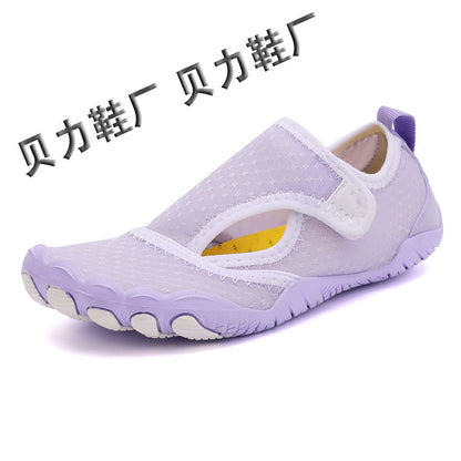 P 2024 Parent Child New Outdoor Shoes Soft Sole Couple Wading Beach Shoes Anti slip Creek Float Replacement Swimming Quick Drying Shoes