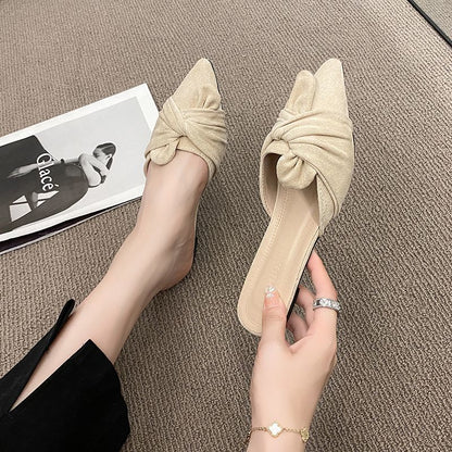 A Pointed-toe sandals women's spring summer 2023 semi-slipped, gentle temperament, suede flat heel, fairy comfortable toe slippers