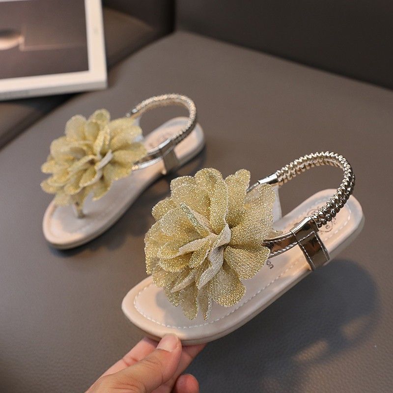 P 2023 new summer flowers pinch girls sandals children beach shoes tide slippers parent-child shoes.