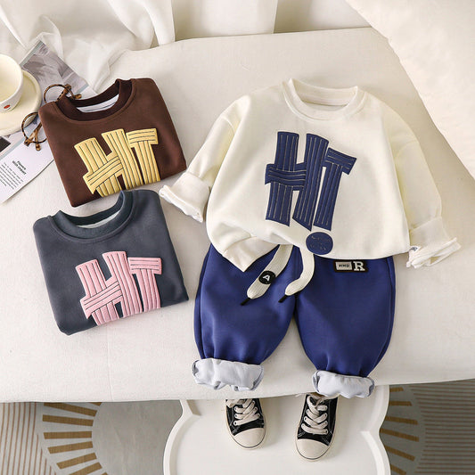 P spring and autumn baby sweater set children's casual top pants medium and small children's men's and women's treasure pants can be opened handsome