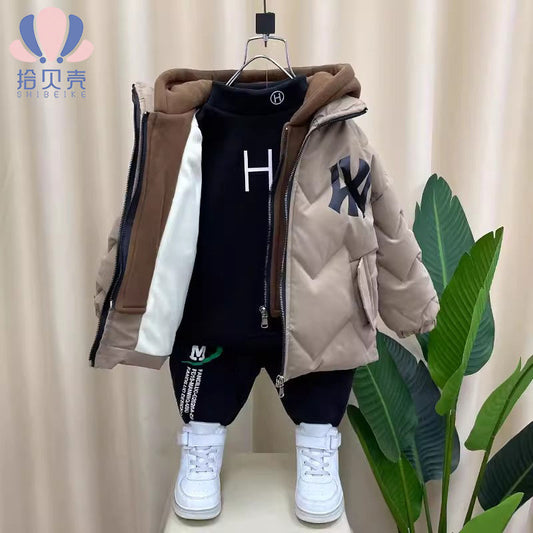 P Leave-in men's middle-aged and older children's cotton-padded clothes are thickened in winter, and children's down cotton-padded clothes are cleared out of season in winter. Super thick cotton-padded jacket in winter.