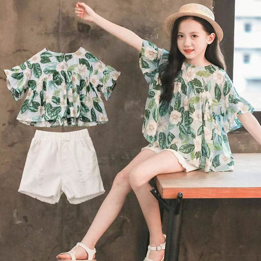 P Girls' summer clothes, new suits, foreign children's clothes, summer Internet celebrities, short-sleeved thin children's sports shorts, two-piece set