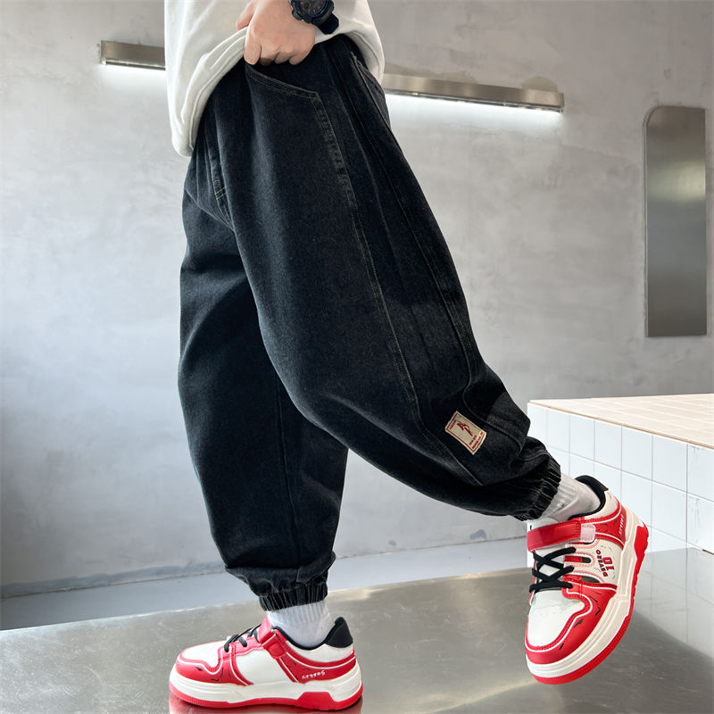 P children's clothing boys' autumn pants spring and autumn 2023 new children's jeans medium and older children's autumn trousers handsome and trendy