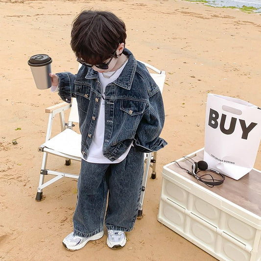 Traje de vaquero para niños otoño nuevo niño guapo y de moda abrigo de calle frito pantalones de pierna ancha traje de dos piezas marea 