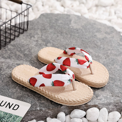 P Herringbone Slippers Female 2021 Summer New Korean Flat-bottom Joker Slippers Female Wear Fashion Beach Shoes