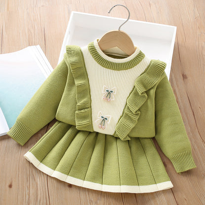 A Girls sweater set  autumn and winter new sweet wood ear ear knitted long -sleeved sleeve two -piece tide