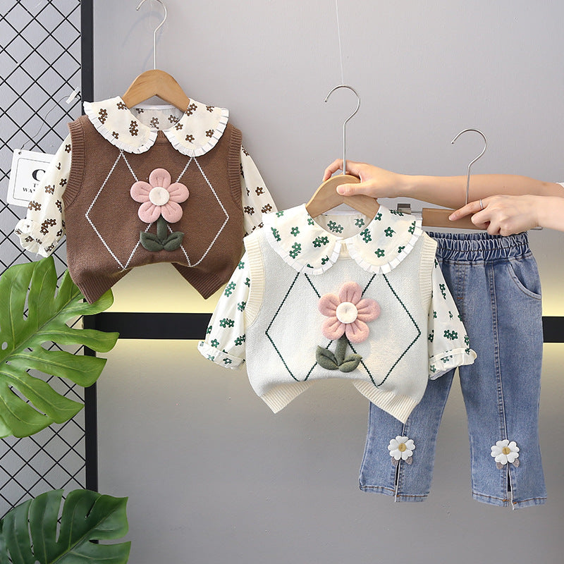 A autumn new top Korean version baby girl bow set girls flower sweater vest three-piece set trendy