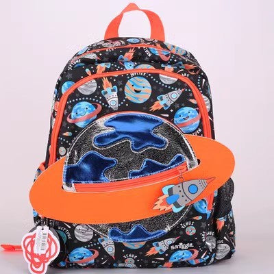 A Australian backpack smiggle for elementary school students, medium size backpack with reduced weight and ultra light backpack