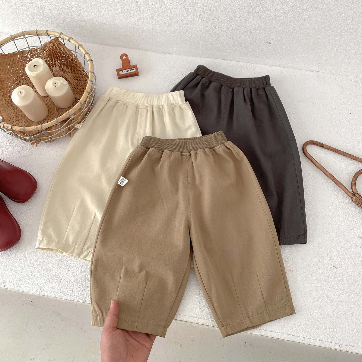 Pantalones casuales de color sólido para primavera/verano para niños, pantalones anchos de algodón tejido para bebés, pantalones de edición coreana para niños y niñas, pantalones para salir con entrepierna abierta 