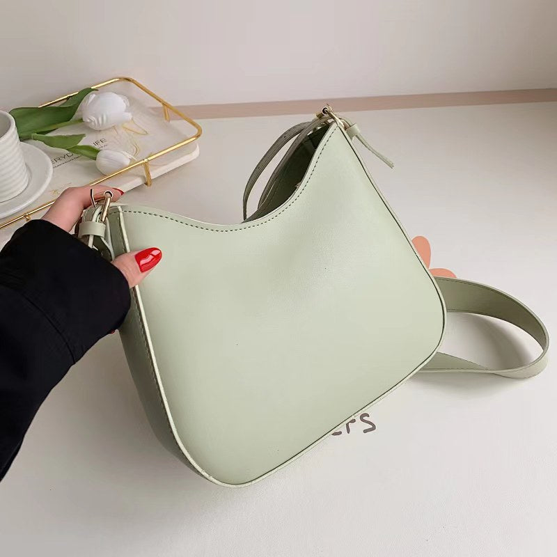 Shoulder bag large capacity retro women's crossbody bag 0.47 KG