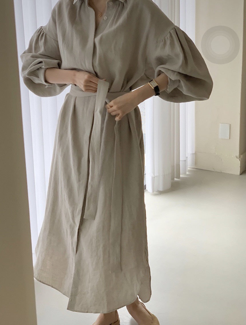 A Japanese and Korean chic spring and summer retro literary and artistic lace-up waist and thin lantern sleeves knee-length long-sleeved dress