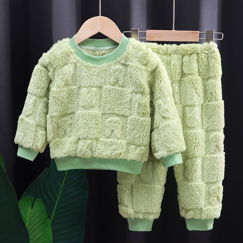 A Children's flannel pajamas set Boys and girls Korean version of warm and thickened loungewear Baby fleece clothes set