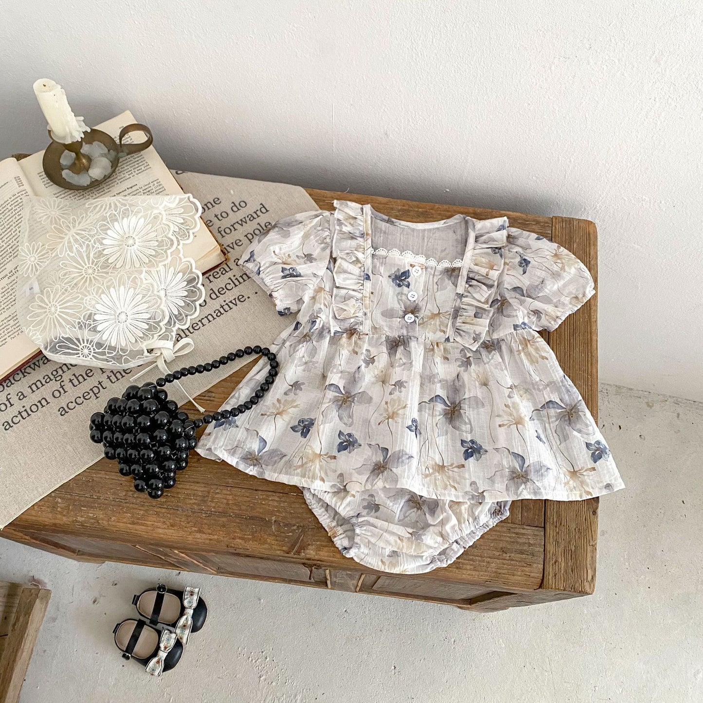 A 2024 summer baby girl treasure ink flower printing square collar short-sleeved shirt+fart pants personality suit