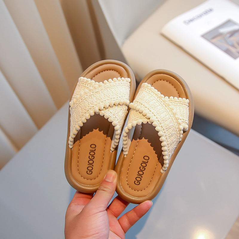 A girls sandals 2024 summer leisure princess shoes woven with hook and loop girls open toe sandals.