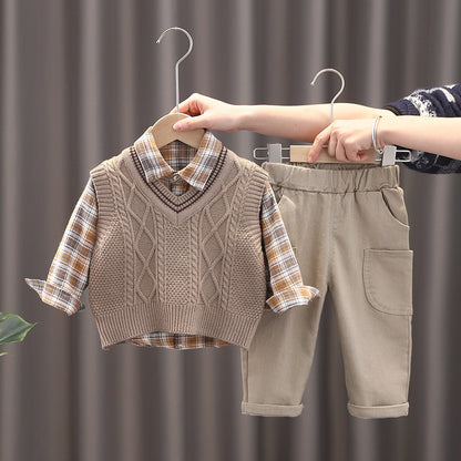 A vest three-piece set, spring and autumn new boys' sweater, handsome boys' baby autumn clothes, Korean version two-piece set, wholesale by manufacturers