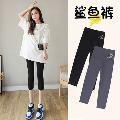 A seven-point leggings women's summer thin wear high waist large size cycling yoga pants 7-point plane shark pants